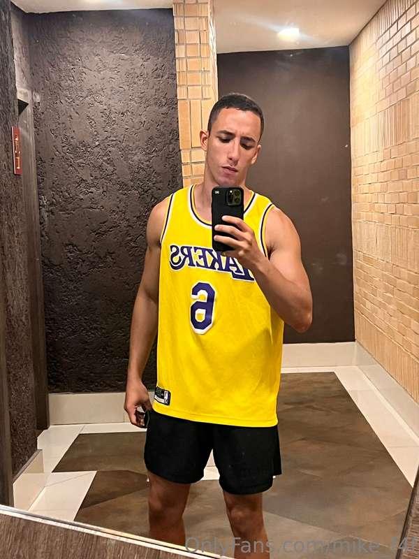 With clothes or no ?