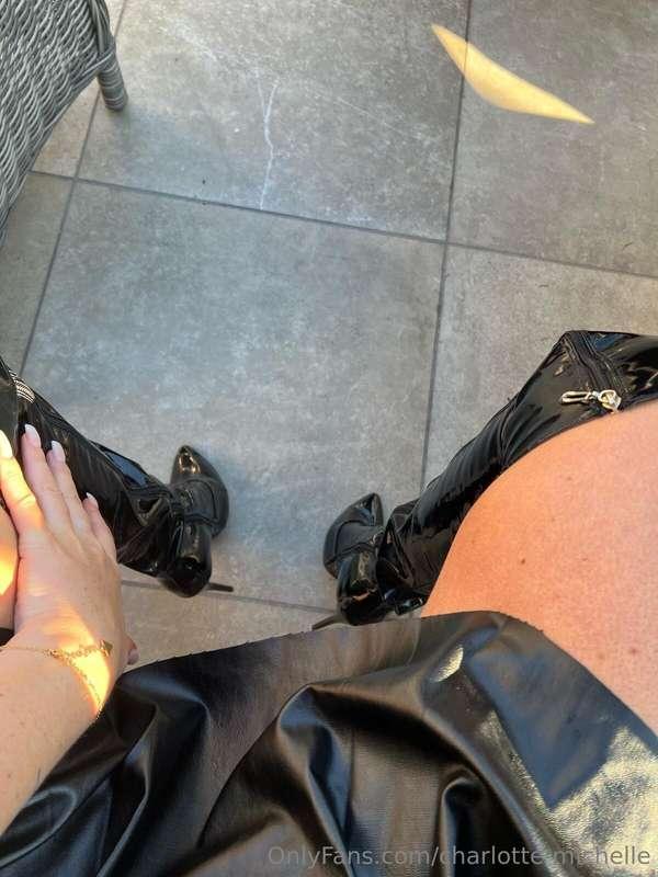 You below me 😈