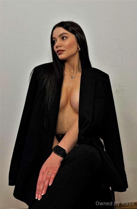 ## 🍓FREE PAGE🍓 @vladdy_v The name’s Vlada, which, by the way..