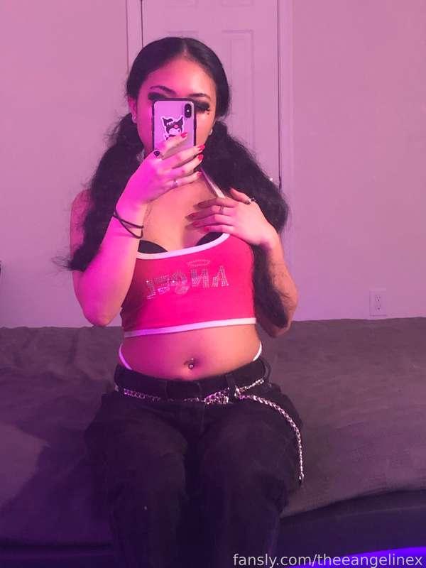 theeangelinex image #0