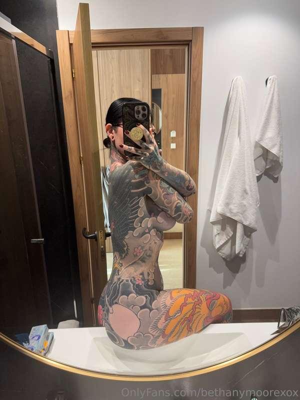 I wanna be covered in your milkshake💦