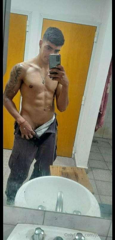🔥 FREE FREE FREE FREE 🔥

🔥💣ask for what you want, my service..