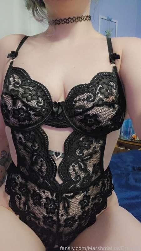 What angle do you like best? 

#fyp #petite #emogirl #lace #lingerie ##girlnextdoor #smallwaist