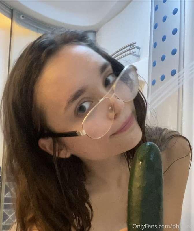 Don’t forget to check your dms baby 😜💕✨