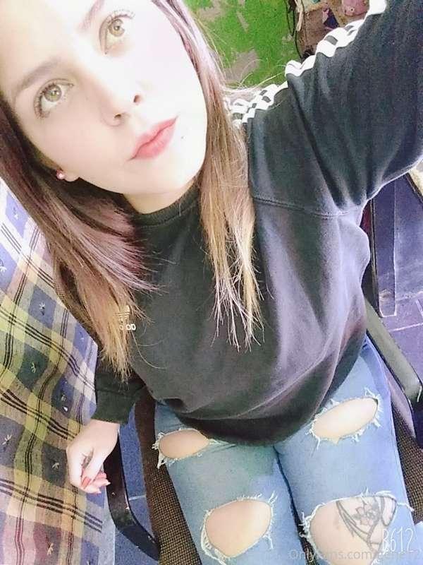 Con muchas ropa?