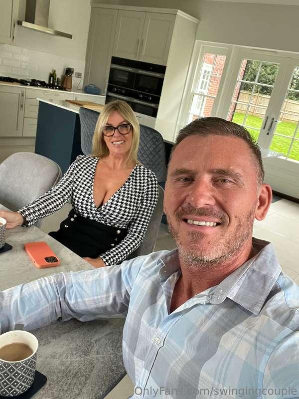 Waiting for our new swinger girlfriend to arrive @marcrosexx..