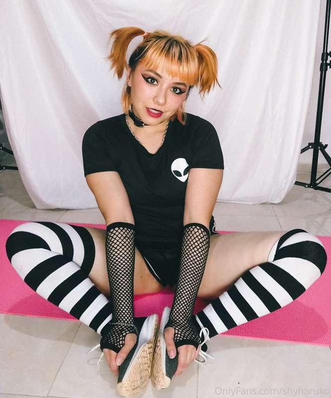 The rest of the pics from when I filmed my workout video 😋