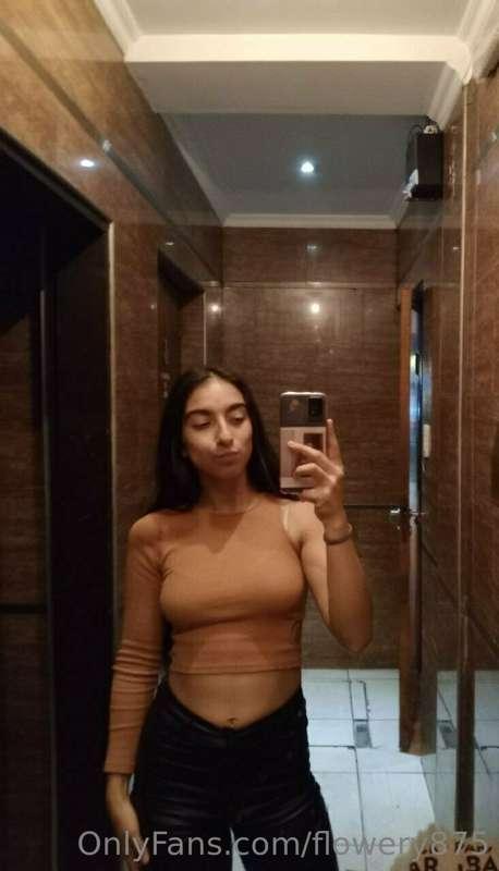Hi. I'm Lala and I am looking for a boyfriend 😍🙈

✨I'm so ad..