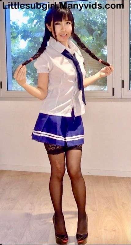 Come play with me 

#fyp #asian #japanese #highheels #pigtails #schooluniform #petite #young #schoolgirl #stockings