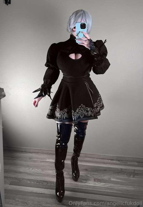 I FINALLY got around to doing my 2B cosplay!! 😁 Gonna post m..