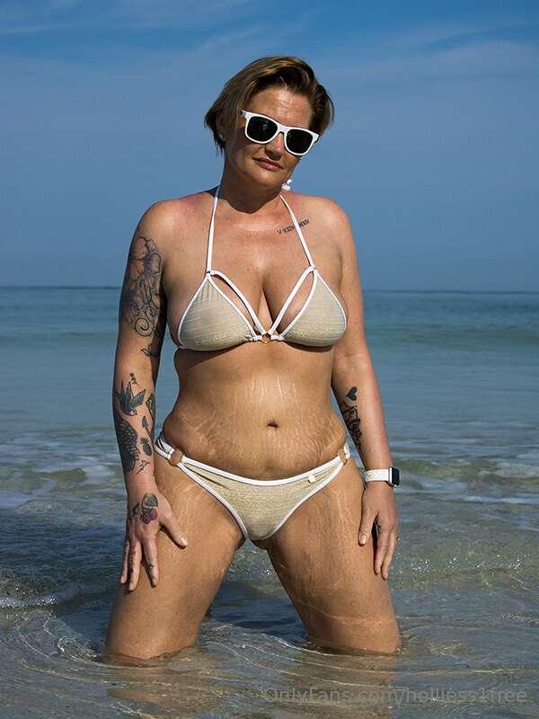 holliess1free image #3