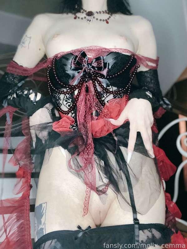 molly_cemma image #9