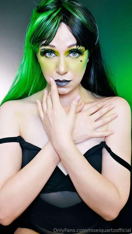 roseiquartzofficial image #4