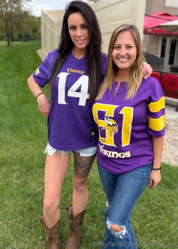 Purple & gold… but you’ll love me even more without the jers..