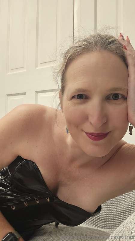 Happy Saturday! I fully intended to post yesterday but the d..