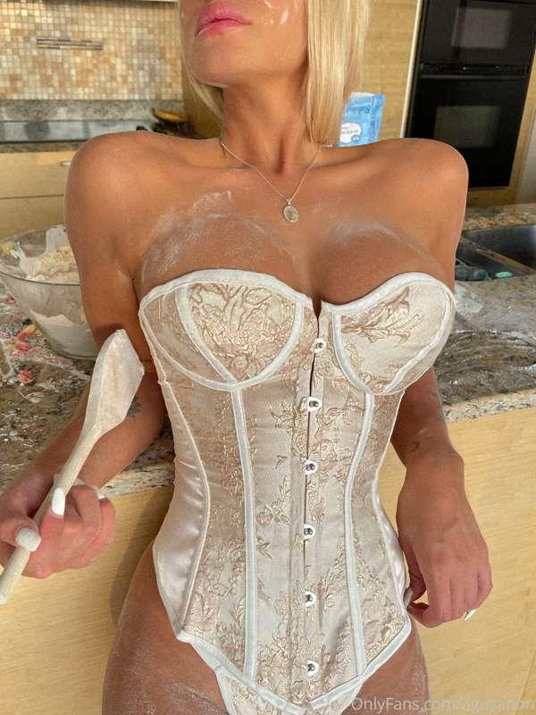 Hope you like this! 😋💗.  Id love to start giving more free c..