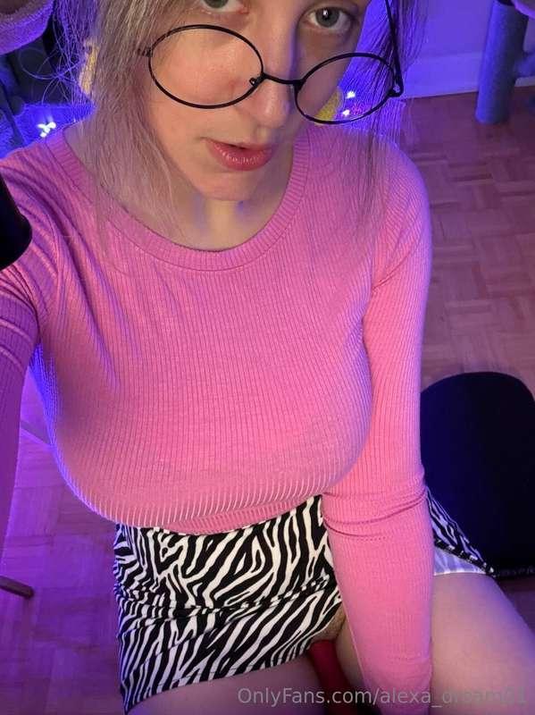 Be ready for masturbation ppv soon 😈😈😈