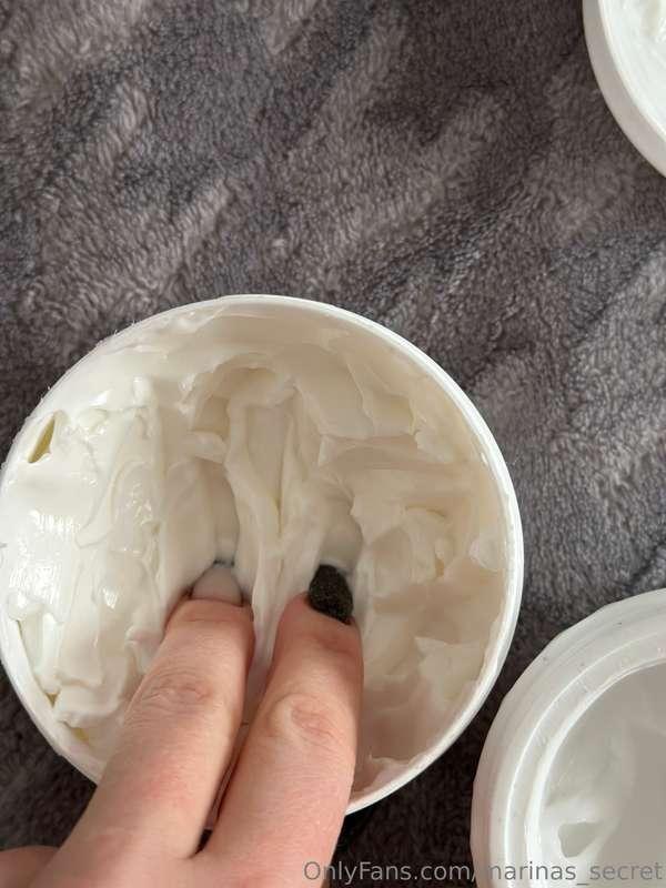 😈😈 And imagine it's your fingers in something wet and slight..