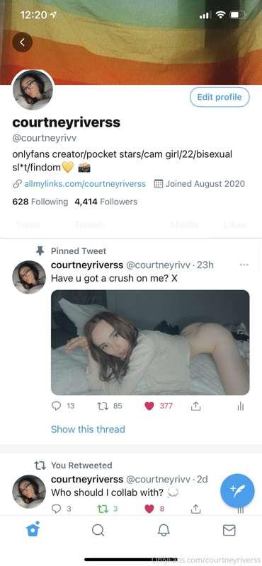 Follow my Twitter 💦😻
