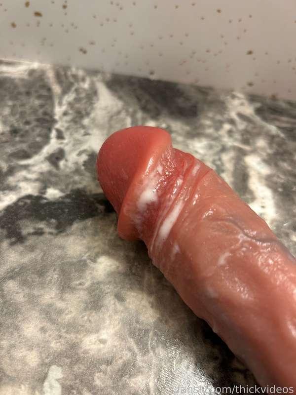 Horny &amp; Creamy 😋

#thick #curvy #bigtits #bigass #brunette #greeneyes #tattoos #pawg #bbw #milf #stomach #belly #bigboobs #bigbooty #kinkfriendly #kinky #hairy #stare #moaning #solo #toys #creamy #squirt #fyp #plussize