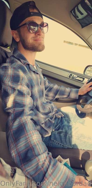 I look good in theses shades 😎 what you guys think