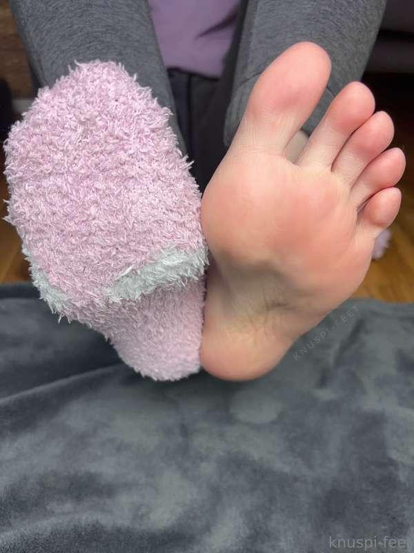knuspi-feet image #2