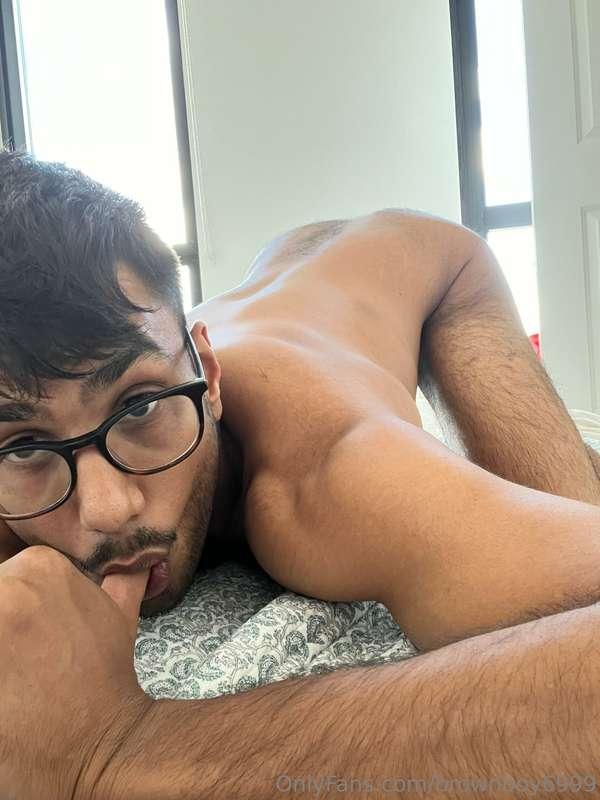 Woke up naked n horny