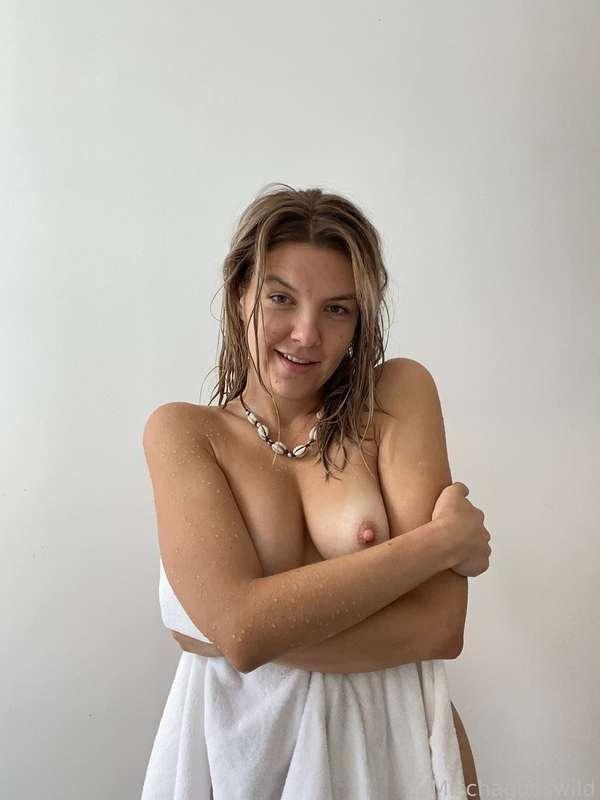 mischagoeswild image #4