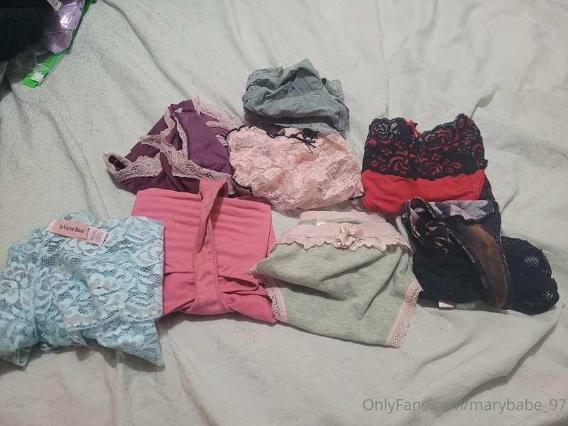 Which colour do you wanna buy daddy?