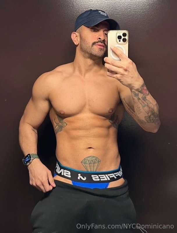 Post gym pics - the hat read “chaotic bttm”