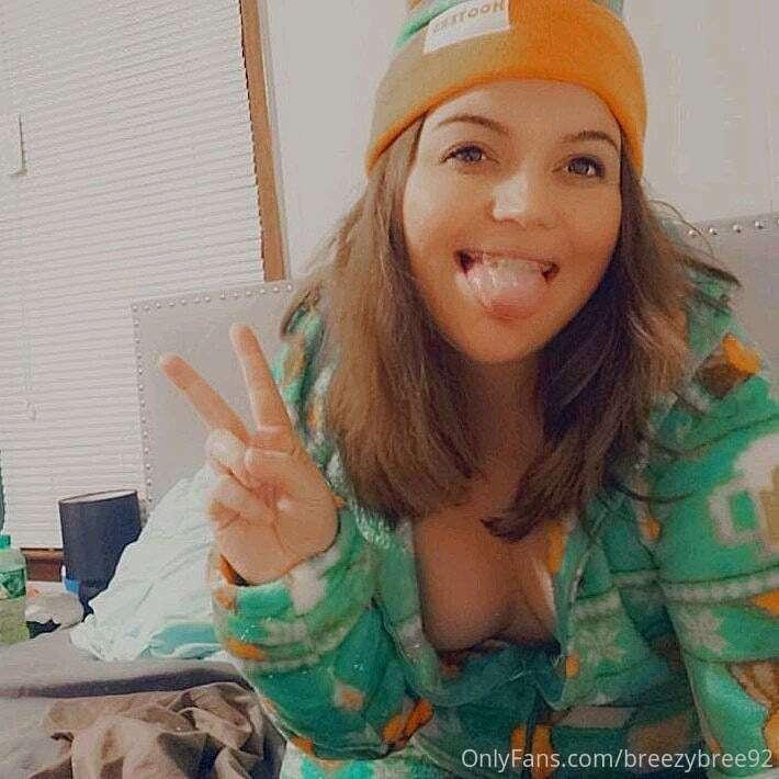 Gotta rep hooters💋💋 yall enjoy my content! Love u guys!