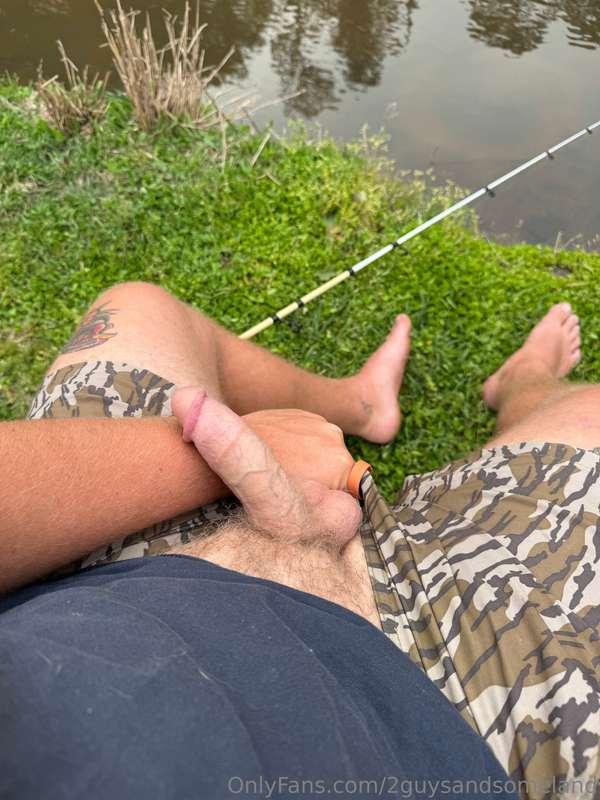 How many poles do you take fishing? I can’t seem to go witho..