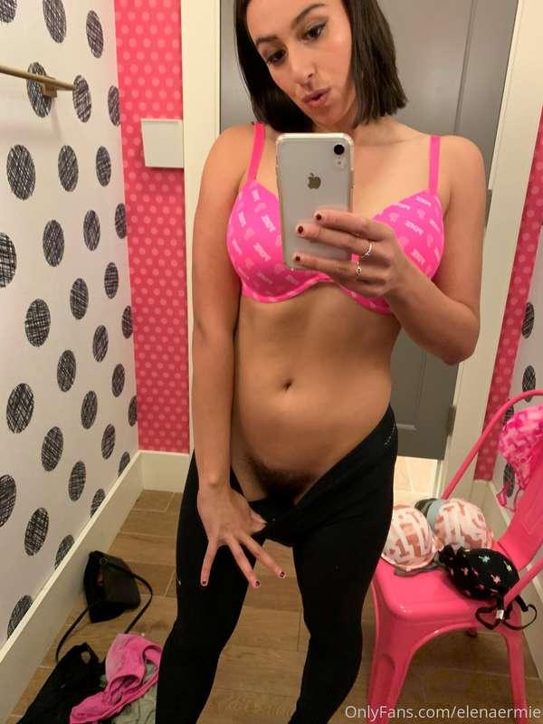 Victoria's Secret dressing room selfies and video of me trim..