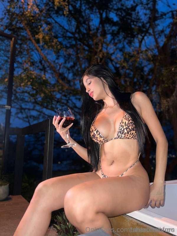 taniabannfree image #3