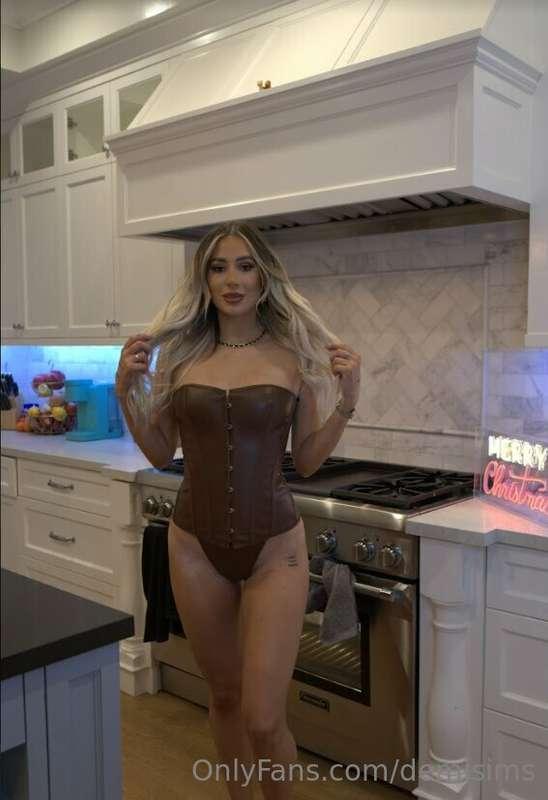 Yes, I can cook, and I have something hot and ready for you ..