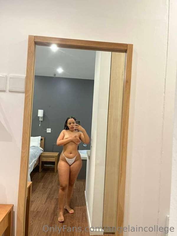 are you into thongs? 😏