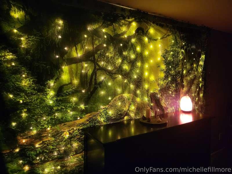 Obsessed with my new tapestry 😍