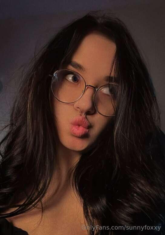 🔥 🔥 🔥
Daddy, I'm so horny and I don't know what to do🫦
Can y..