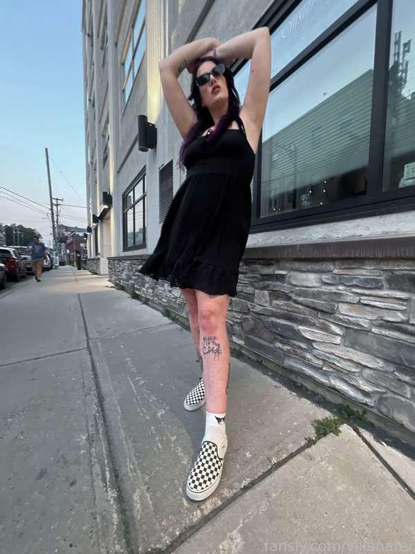 Aaand the last of these outfit photos! 💖 My legs look so long in these and I just look so pretty 🥰

#fyp #tall #tallgirl #goth #gothgirl #altgirl #alternative #purplehair #thicc #musclemommy #dress #blackdress #tattoos #inked