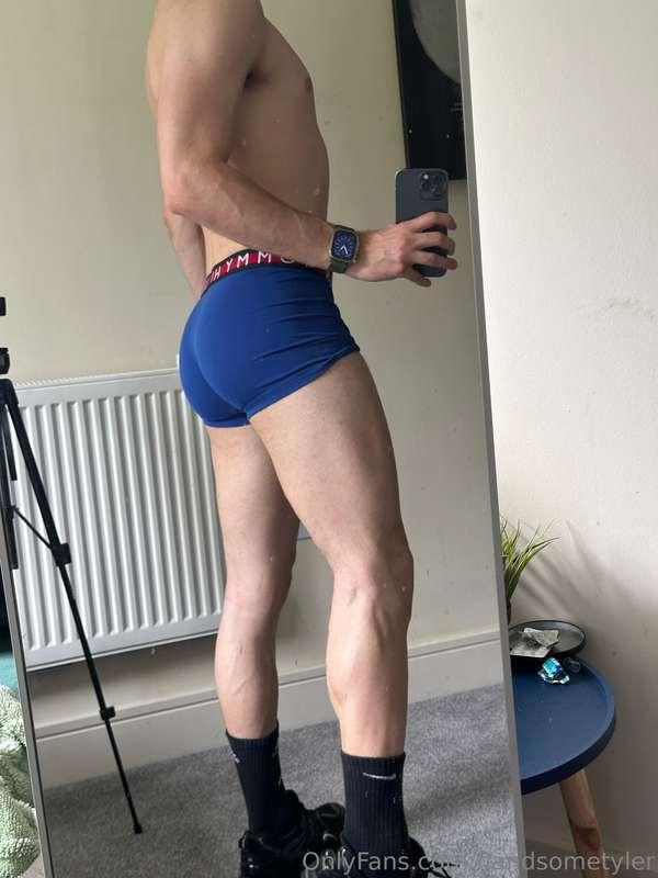 I'm alone right now. Are you thinking what I'm thinking? 😈