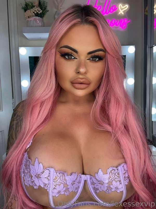 💞BRAND NEW PINK HAIR VIDEO COMING TOMORROW💞