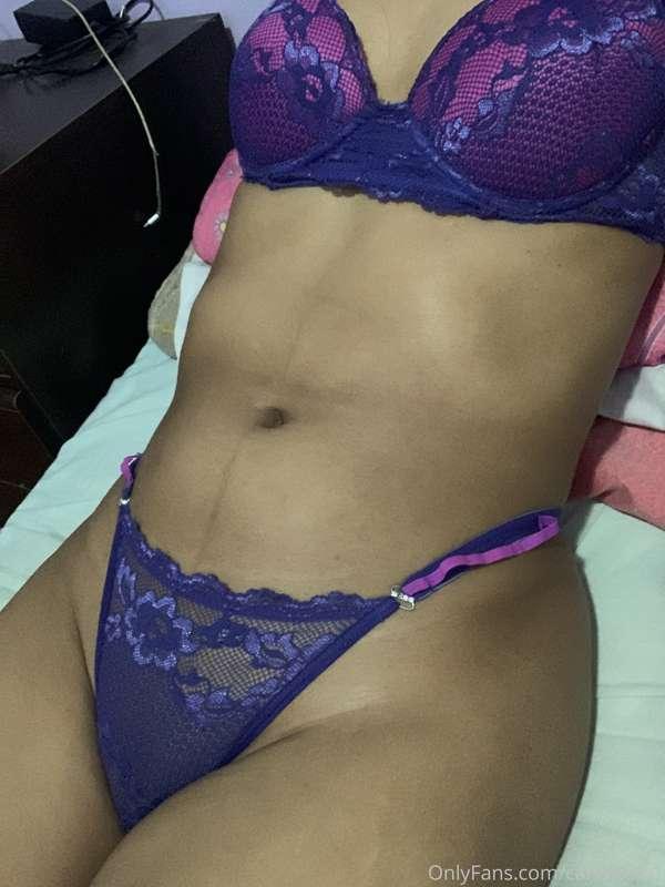 love I'm thirsty for cum!! 🥵 u wanna get naughty with me lik..