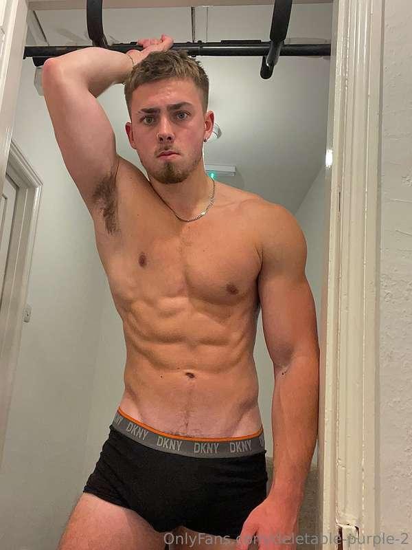 Abs + Pits. Good combo? 🤔
