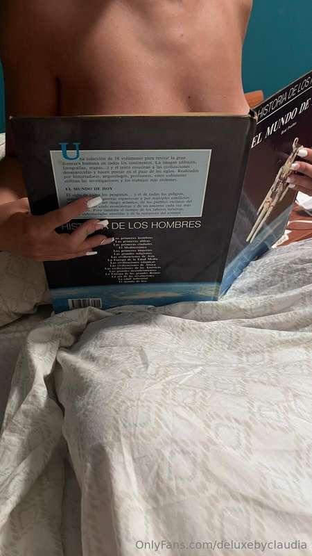 A veces las mejores historias entre páginas o un poco más ay..