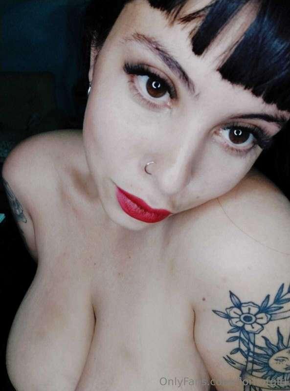 I want you to tell me where you would like me to put my red ..