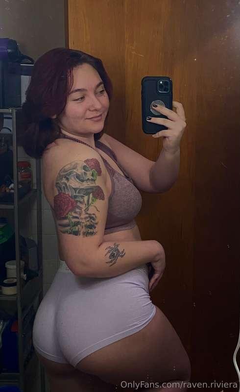 Good things cumming soon 😏 you ready to get a hard on??? 😋