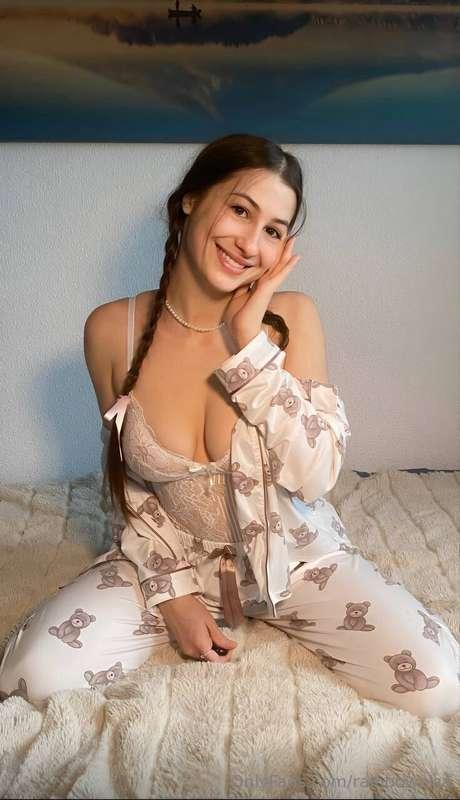 🔥FREE SUBSCRIPTION ONLY TODAY🔥Cutie baby @milena_grey is new..