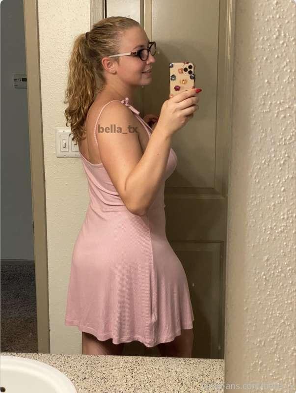 Fuck my tits in the bathroom real quick?