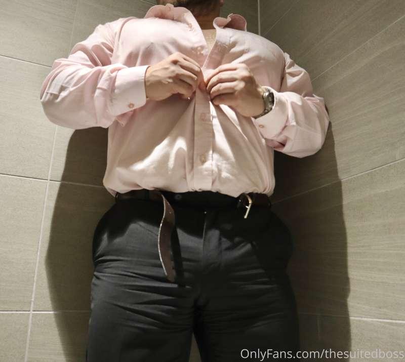 Casual Friday, shall I carry on?
