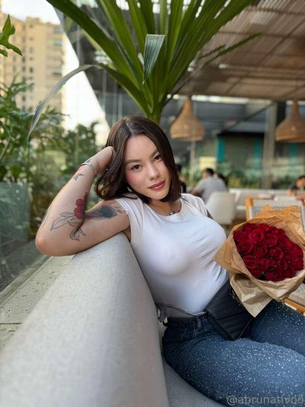 waiting for you to come in my inbox 😋
